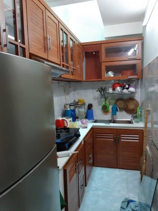 Tủ bếp nhôm giả gỗ công trình khách ở Vị Thanh