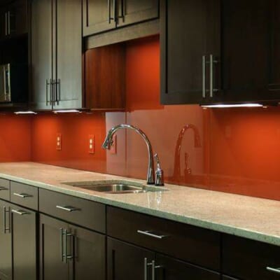 Kính Cường Lực Ốp Bếp Màu Đỏ Rubi