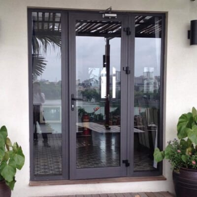 Cửa đi nhôm JMA mở quay