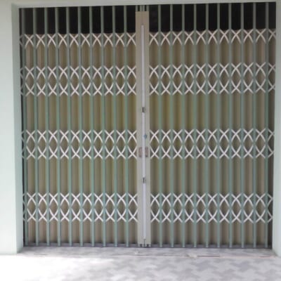 Cửa Sắt Kéo Có Lá Đài Loan U 1.2 Ly