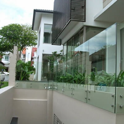 Mẫu Lan Can Kính Ban Công Không Trụ