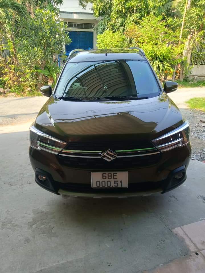 Cho thuê xe 7 chỗ hà tiên