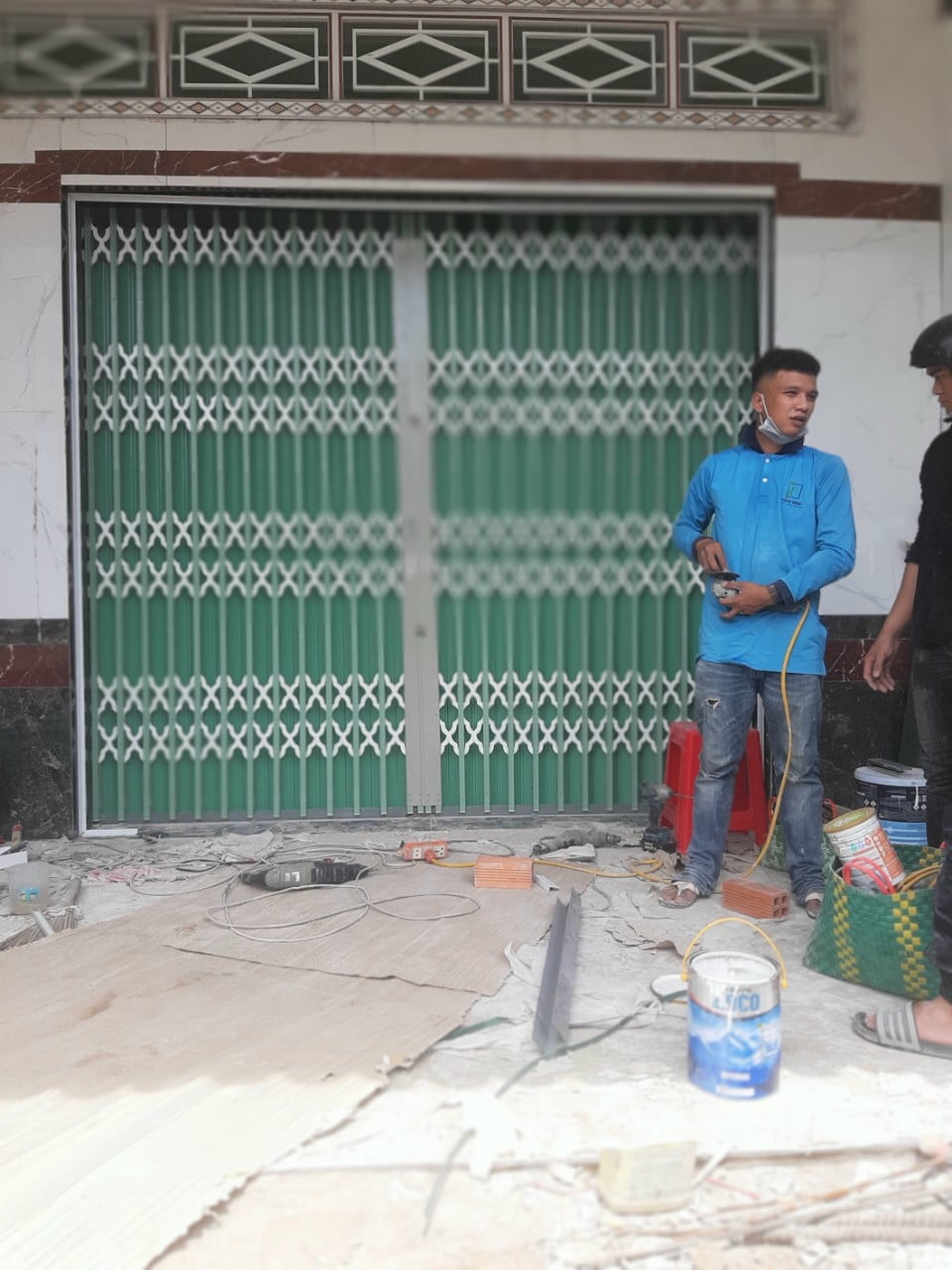 Toàn Hưng hoàn thành cửa kéo đài loan cho khách