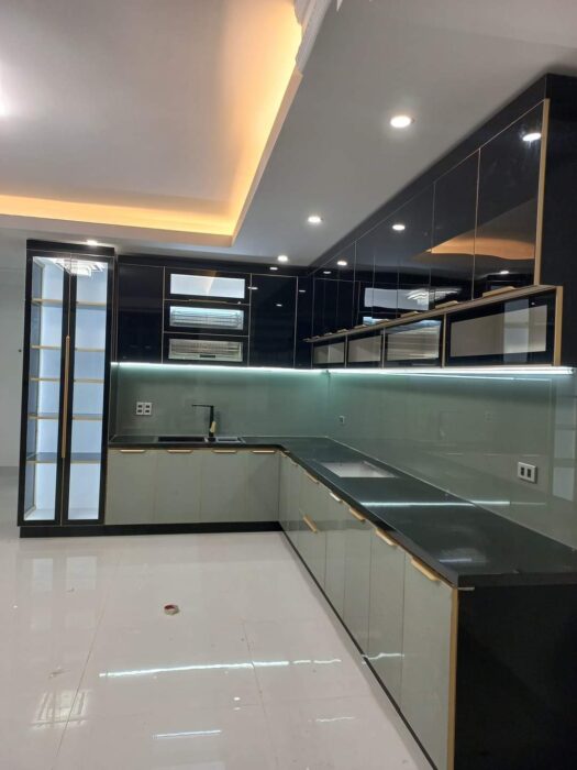 Cánh kính tủ bếp hiện đại thanh nhôm Luxury,kính sơn đen